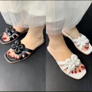 Product Introduction of Combo 2 đôi dép lê nữ quai đính hoa cute chỉ 100k DéP Slipper Women Có Quai Shoes GiàY Jean 5