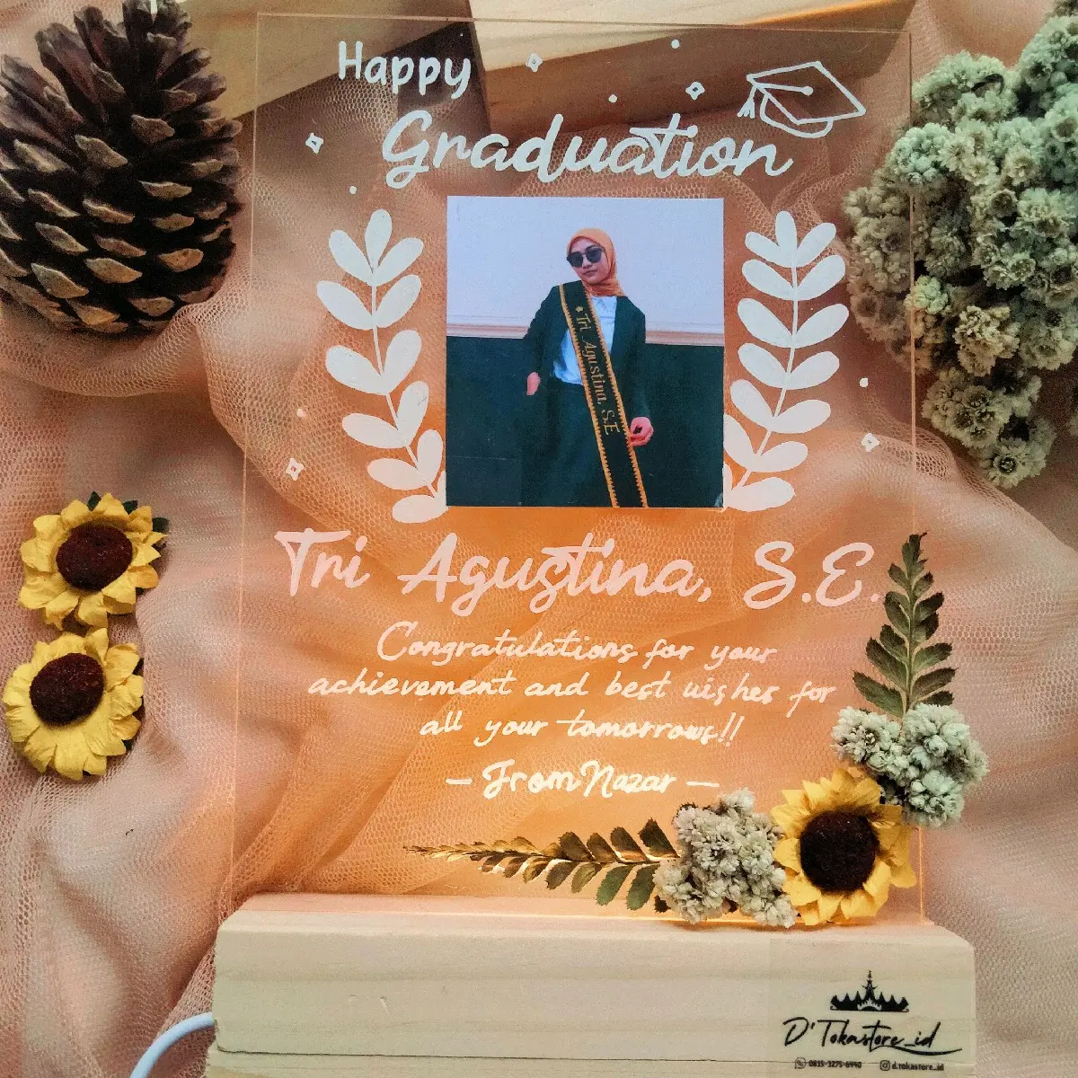 Akrilik lettering foto, untuk gift kado anniversary hari jadi, wisuda graduation, birthday ulang tahun, wedding pernikahan, dll Gift - TOKA