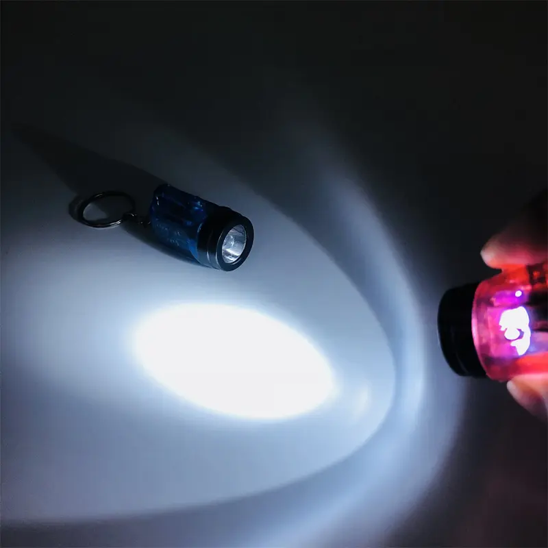 Đèn pin LED, kích thước nhỏ, đèn móc chìa khóa mini, với chiếu sáng, thích hợp để chiếu sáng, cũng là một công cụ chiếu sáng 3