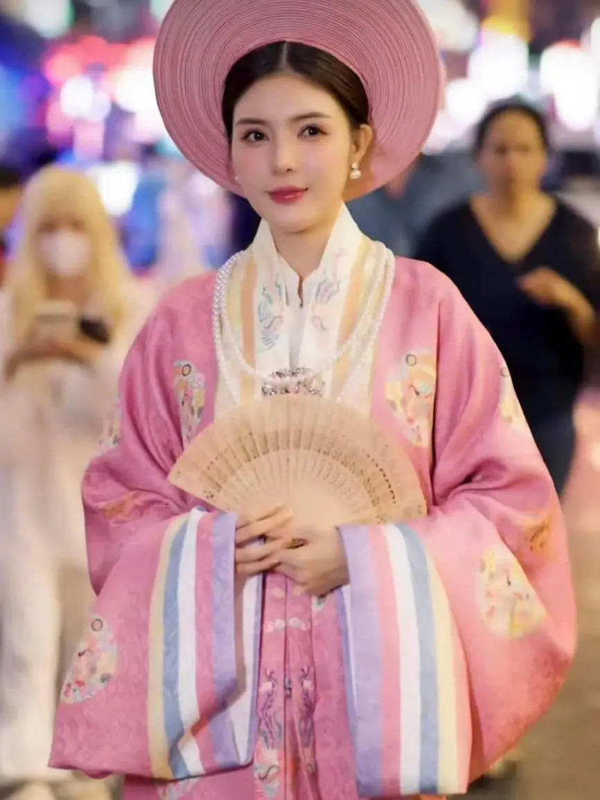 áo nhật bình nữ vải gấm xốp hàng hot trend 2024