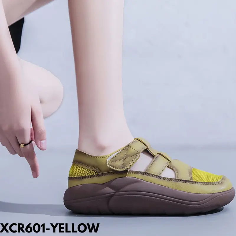 Gypsy - Summer Korean New Mesh Sepatu Sneakers Runner Wanita Slip On  Sneaker XCR601 2