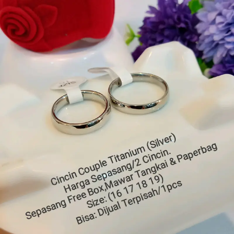 Et 5 COD Cincin Couple Titanium Silver Model Polos Tanpa Permata Stainless Steel Anti Karat Size 15-19 Free Box Mawar Paperbag 1