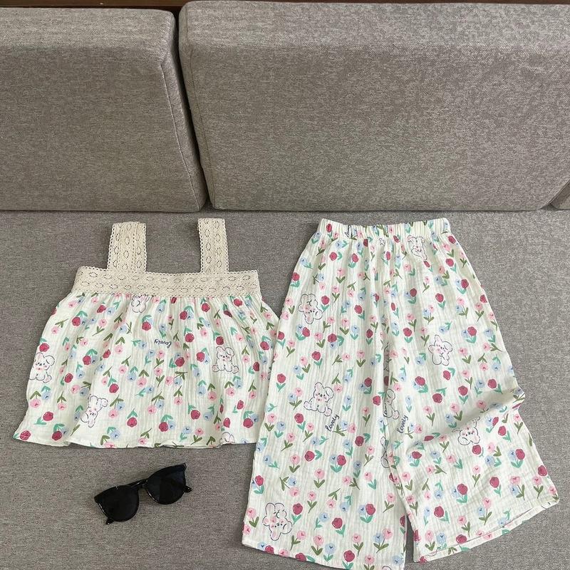 Set áo 2 dây ren kèm quần suông chất xô muslin mềm đẹp cho bé gáii