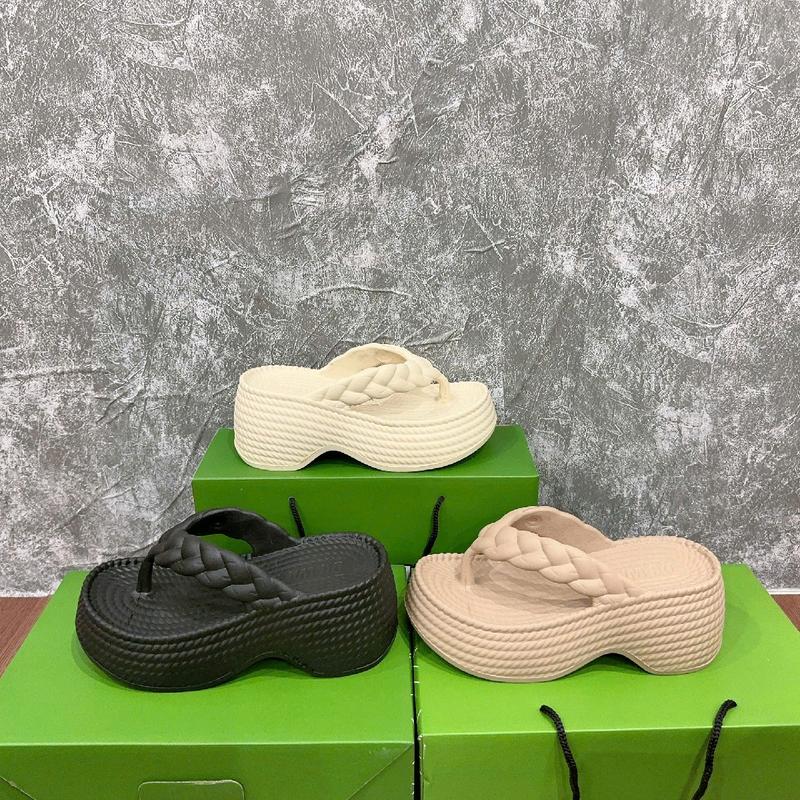 PHOM TO nên lùi 1 sai dép kẹp 7 phân nhẹ êm đi nước đi mưa thoải mái