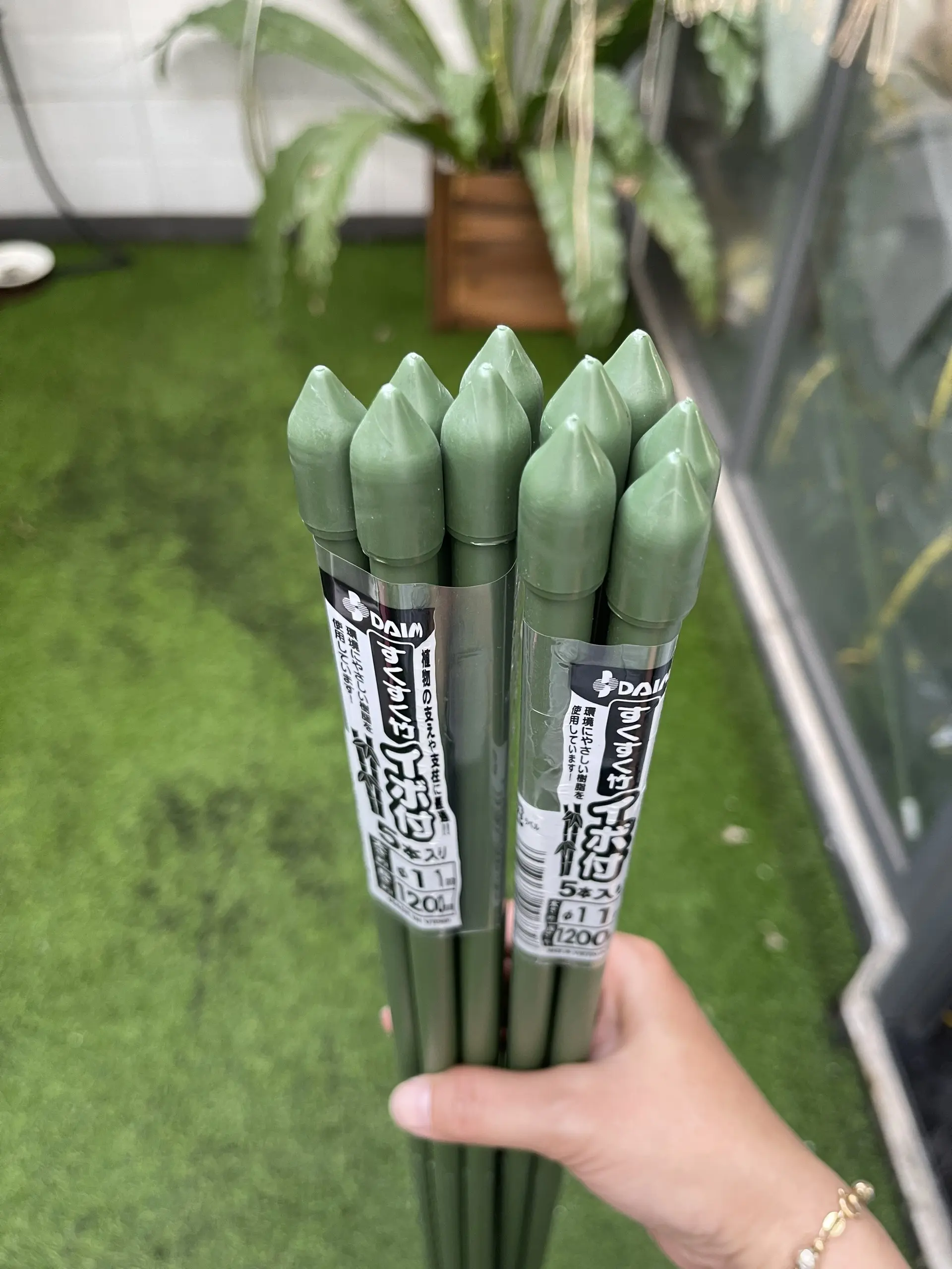 Set 10 ống thép bọc nhựa Daim phi 11 chuyên dùng cắm chống đỡ cho cây trồng