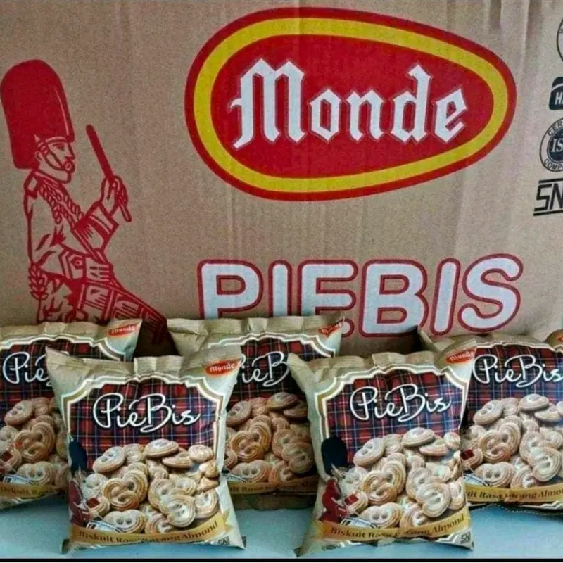 Piebis Monde Biskuit Almond ( 40 gr x 10 pcs ) Cookies Camilan Kacang Snacks Food 1