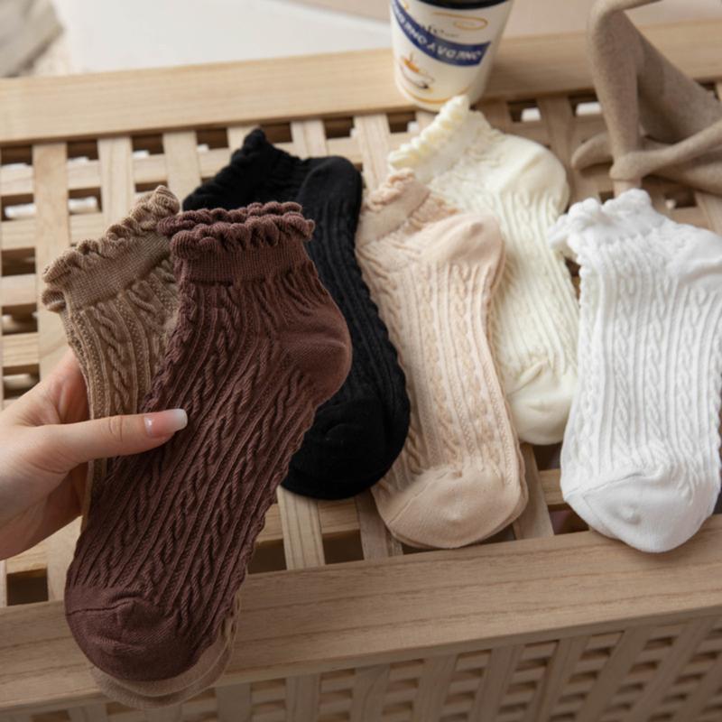 Product Introduction of Tất nữ cotton tone màu cà phê - Vớ nữ siêu ấm chân đan họa tiết kiểu xoắn độc lạ VALICA T685 Women Sọc Nhung 11