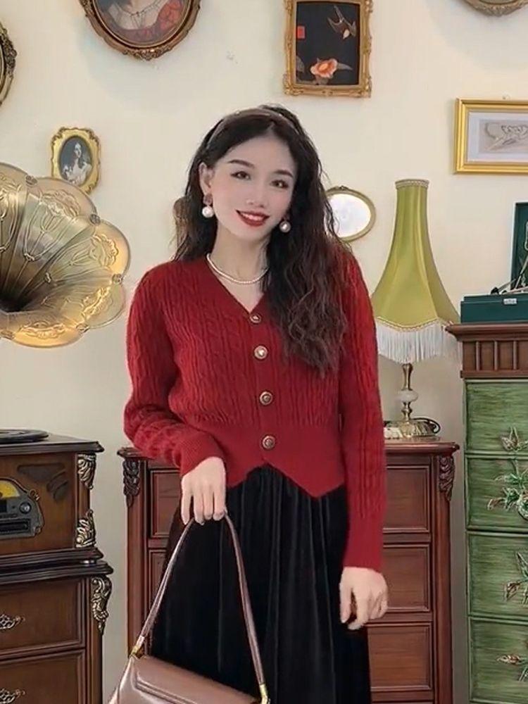 Product Introduction of Áo Khoác Cardigan Dệt Kim, Phong Cách Pháp, Dành Cho Nữ, Thích Hợp Cho Mùa Xuân, Mùa Thu / Đông, Thiết Kế Đẹp, Phong Cách Phương Tây Độc Đáo Áo Len Trông Trẻ Trung, Phong Cách Chanel, Bán Chạy 14