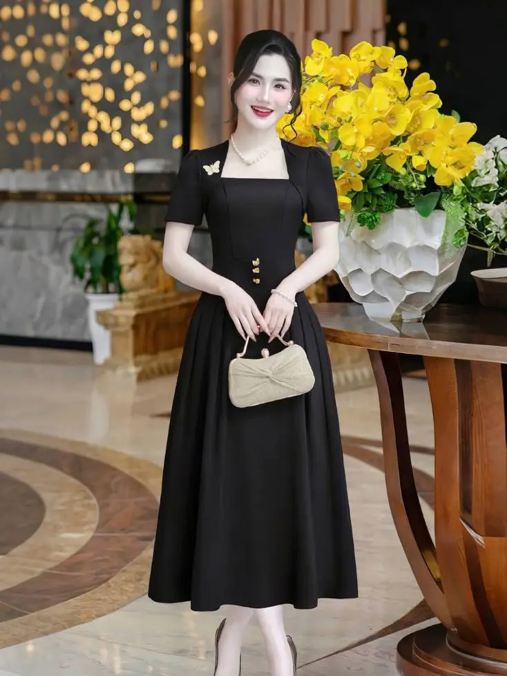 [MIỄN SHIP] MDU4694 Váy Mango Ý - Dáng Váy Xếp Ly Với Gam Màu Đen Huyền Bí