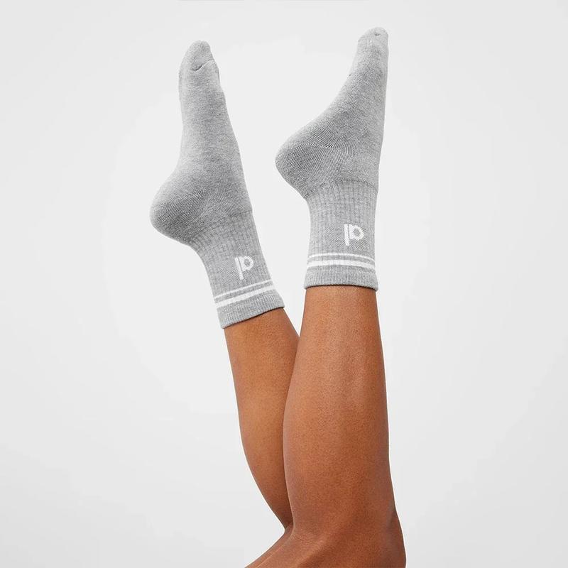 Product Introduction of Yoga Socks Pure Cotton Male and Female Stockings Four Seasons Long Tube Yoga Accessories Sports Leisure Couple Stockings Soft and Comfortable Fashion Street Fashion 4