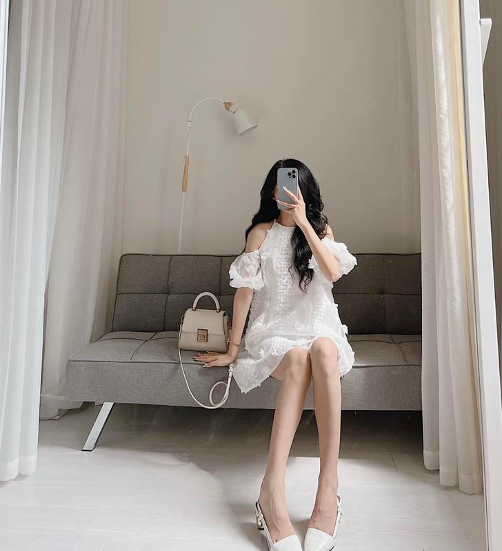 Váy yếm cut out vai Samhyewear