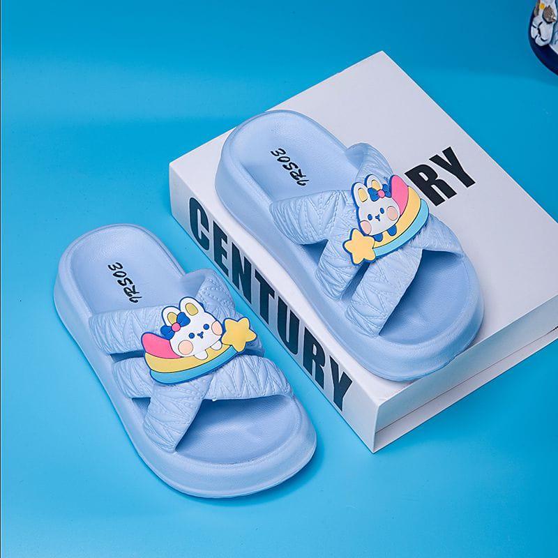 Product Introduction of 2024 New Sandal Selop anak LABUBU Viral Kekinian Bahan Karet Jelly Anti Slip Kaki Fashion 18