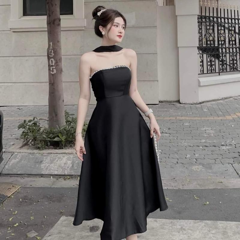 Đầm dự tiệc dáng xòe cúp đính kết đá phối joker cổ Rucie Dress Nữ Trắng Women Nhung