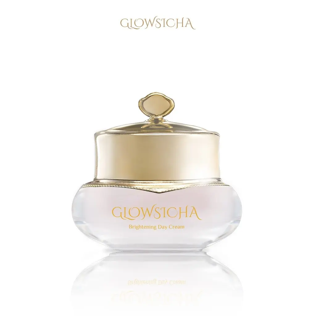 Glowsicha - Brightening Day Cream - Krim Siang Dengan Niacinamide, Pearl Extract dan UV Filter untuk Meningkatkan, Meratakan dan Mencerahkan Kulit Wajah dengan Instant Glowsicha