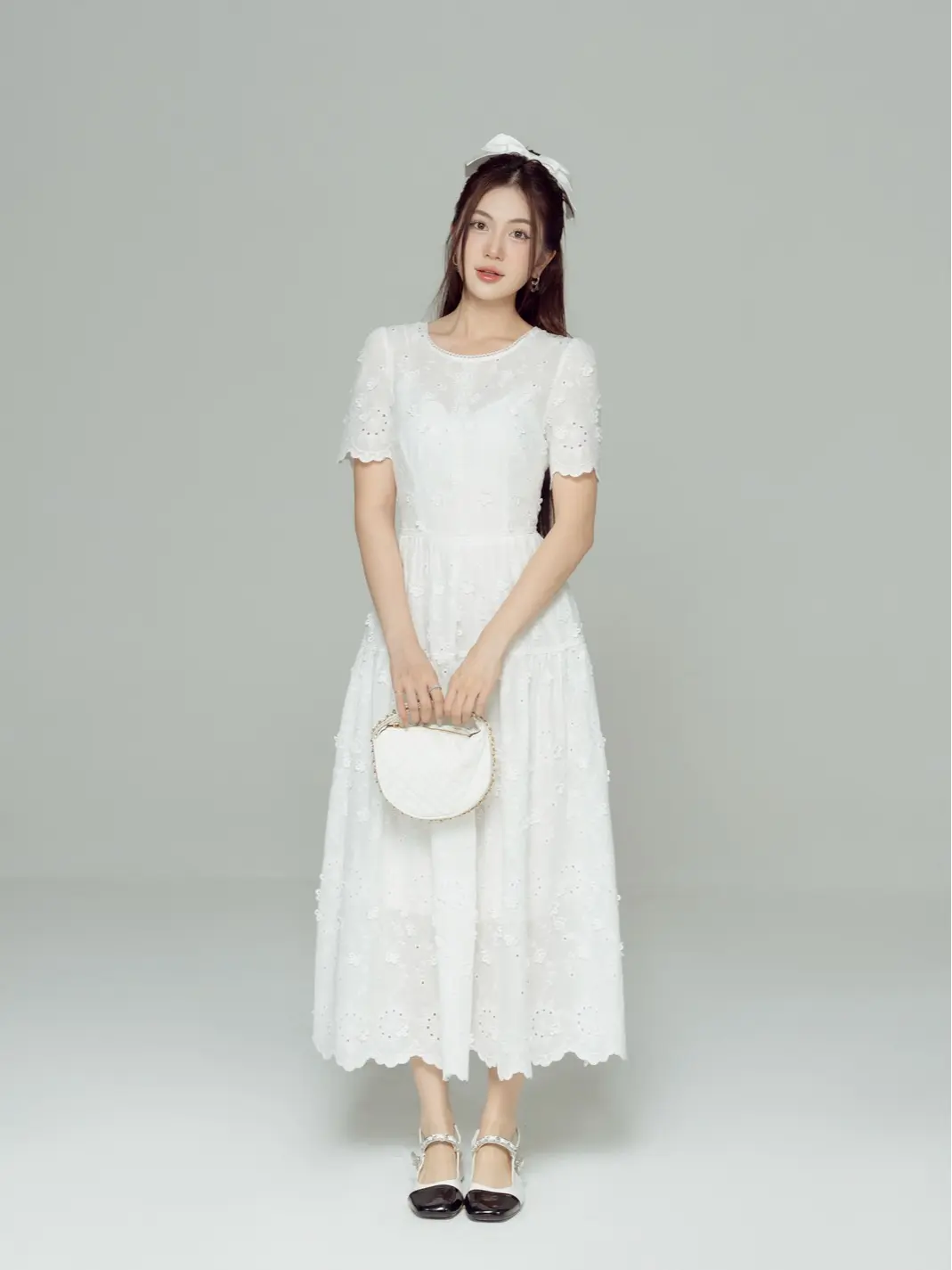 Đầm tay ngắn dáng xòe dài Eva de Eva 25SDKT015T