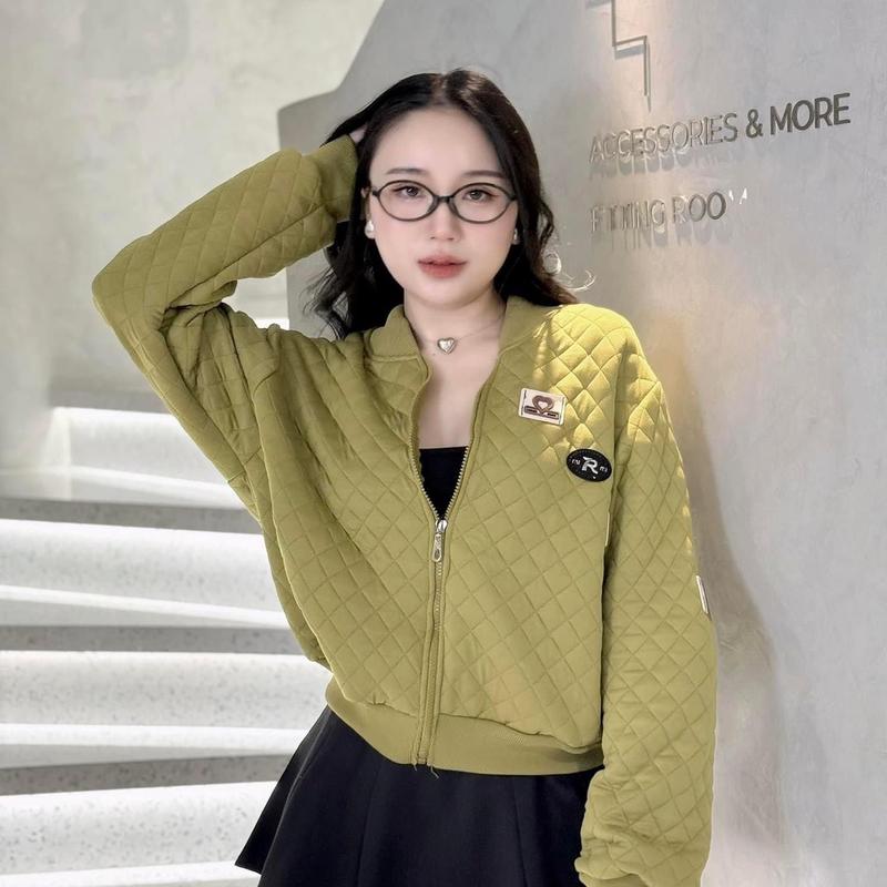 Áo Khoác Phao Cổ Trụ Logo Dáng Bóng Chày By Đào Tuyền Store Top Jacket Nữ Women