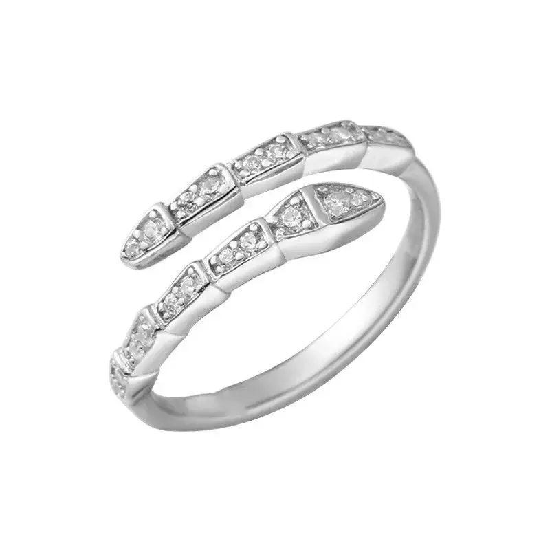 Nhẫn rắn basic S925 HNJI dính dá cao cấp Cz đeo lên tay rất sang trọng và cá tính