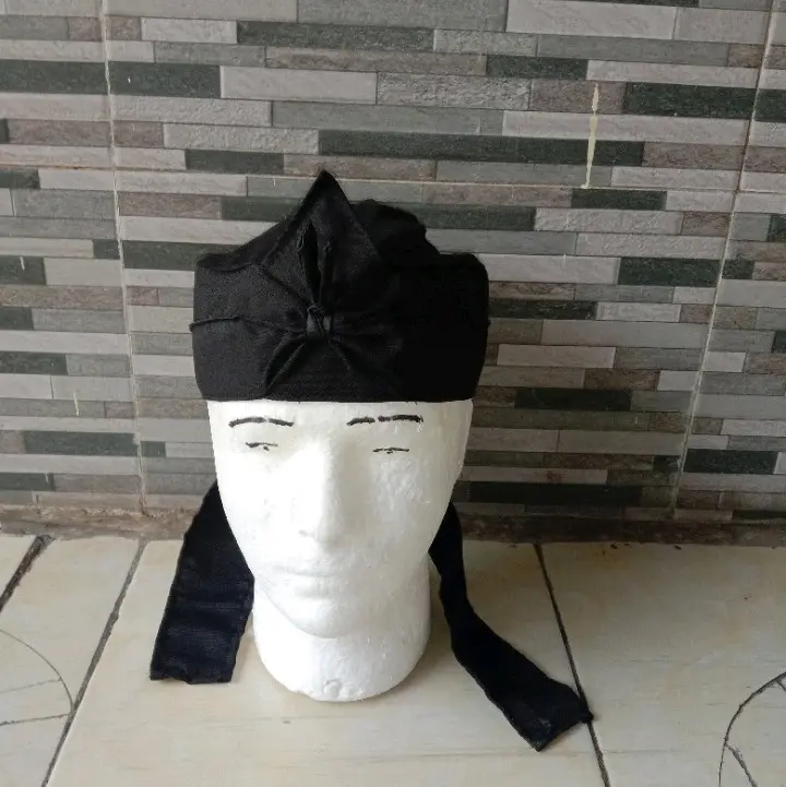 Blankon dewasa warna hitam/ikat kepala/hiasan kepala tradisional untuk acara adat Pria Aksesoris