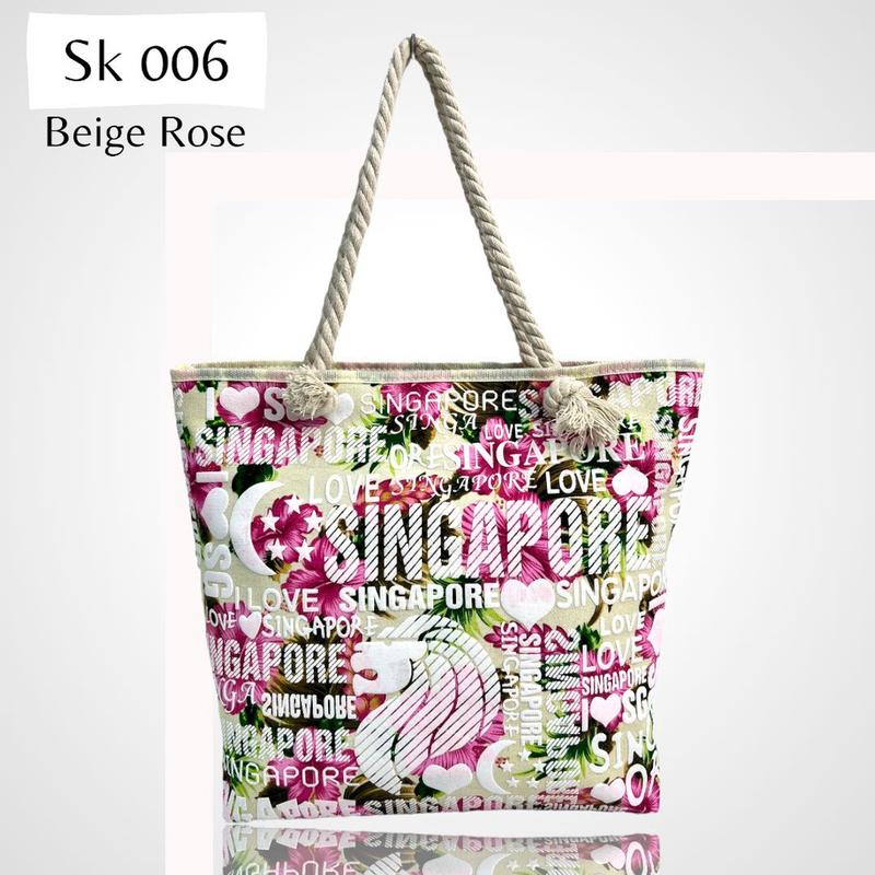 Tas Kanvas Singapore dengan Logo Embos Tebal - Gaya Kasual Minimalis dengan Banyak Ruang Tote 5