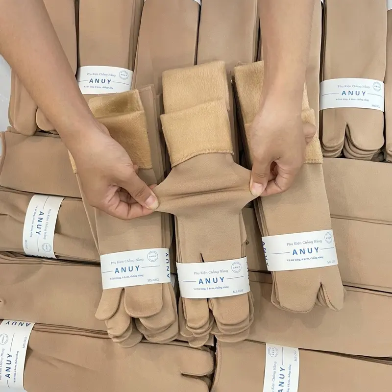 [ TẶNG THÊM 1 ĐÔI] Vớ lót lông ủ kem chống nắng 3