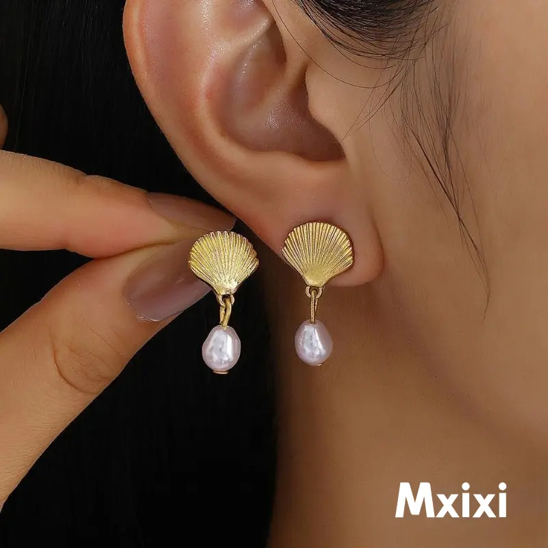 [Mxixi] Anting Bentuk Bintang Laut Gantungan Mutiara Desain Fashion Rapi dan Halus Untuk Wanita X347