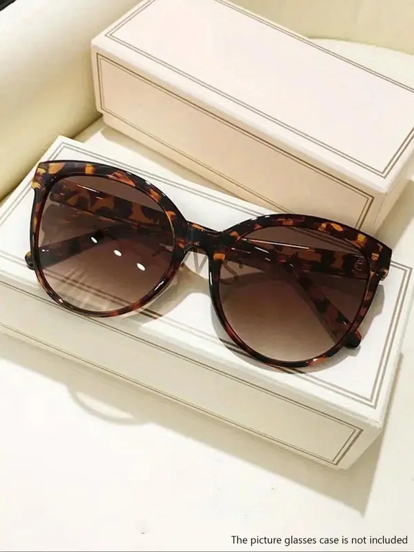 Unisex Elegant Vintage Cat Eye Frame Sunglasses, Trendy Y2k Sunglasses for Everyday Use, Sun Protection Outdoor Accessories for Women & Men 2025 New Year Sunglass 2