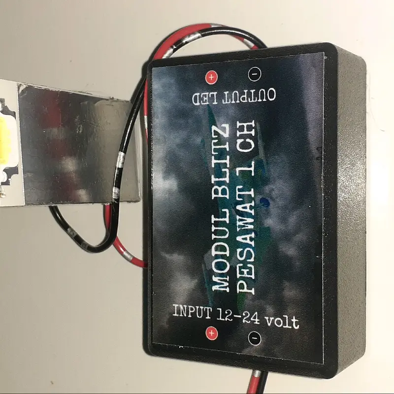ROTARY BLITZ PEAWAT TERANG TANPA TOPLES 12/24VOLT Lampu 2