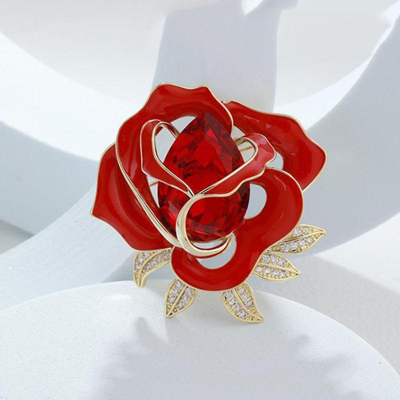 Elegant Red Rose Flower Shape Brooch Shining Rhinestones Inlaid Pin Evening Gown Dress Badge Coat Party Accessories 3