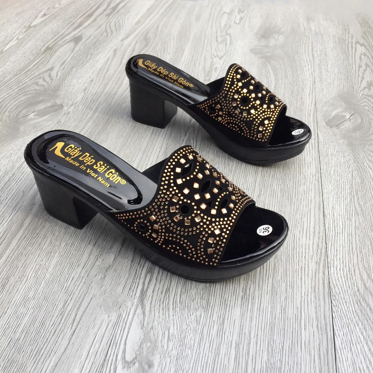 (Size ngoại cỡ 36-43) Dép nữ trung niên dính đá 5p, êm cho mẹ, cho bà