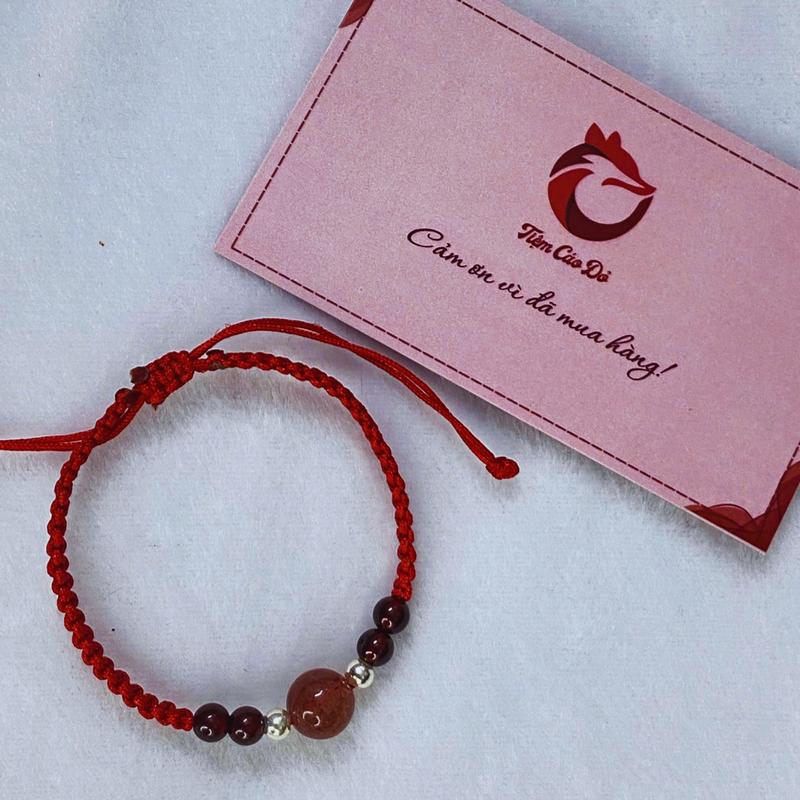 Vòng tay chỉ đỏ đá thạch anh dâu và đá garnet 1
