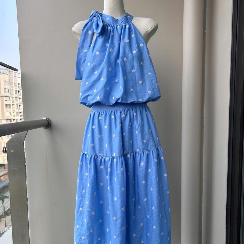 Set áo cổ yếm cột nơ eo bo thun và chân váy ren thô thêu dài may hai lớp thời trang nữ phong cách trẻ trung dễ thương đi biển đi tiệc