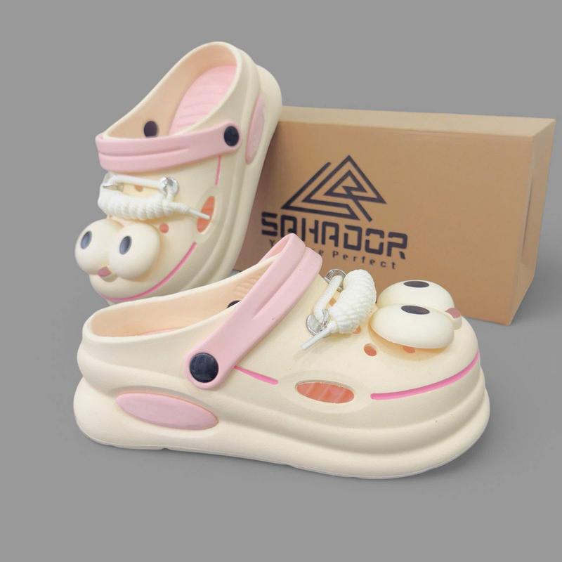  Dép sandal nữ đế độn bít mũi đính Sticker Mắt To hottrend siêu nhẹ êm phong cách thời trang HQ D7792 