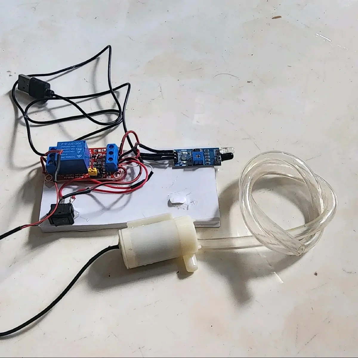 Mạch rửa tay tự động giá rẻ dùng dạy học STEM môn công nghệ các lớp