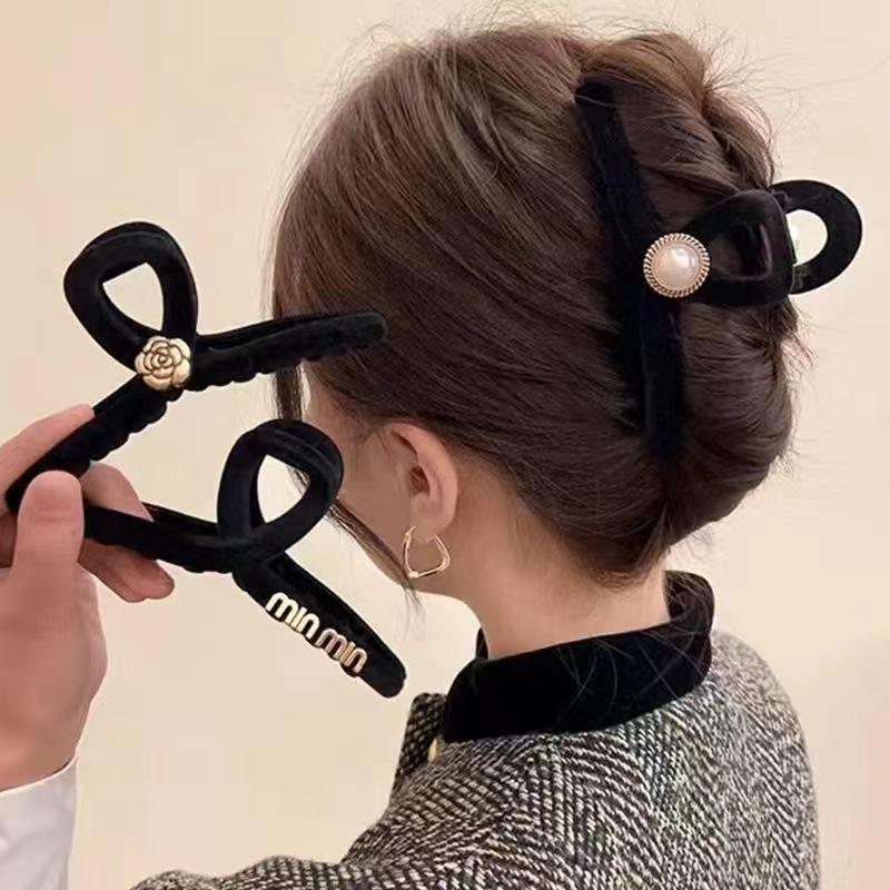  M05 Kẹp tóc bọc nhung ngọc trai hoa trà phong cách Hàn Quốc Voi Nữ 