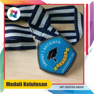 Medali Wisuda TK/PAUD/SD/SMP/SMA/MTS/MAN/SMK/ Pesantren/TPQ/ TPA/ Tahfidz Murah dan Bagus dengan Lapisan Resin