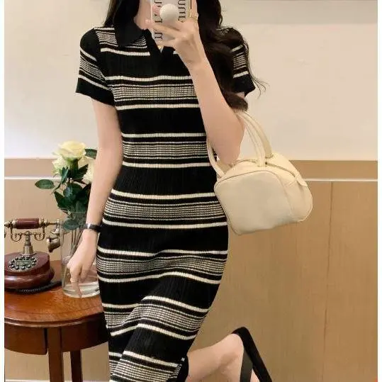 LISAII Dress Rajut Wanita Korean Style Gaun Casual Motif Salur 2