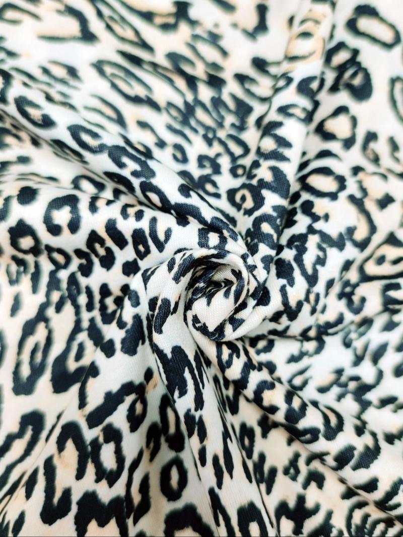 Product Introduction of 【Plus Size】 Leopard Print Batwing Sleeve Tee, Casual Short Sleeve Scoop Neck T-Shirt for Summer, Women's Plus Size Clothing for Daily Wear 10