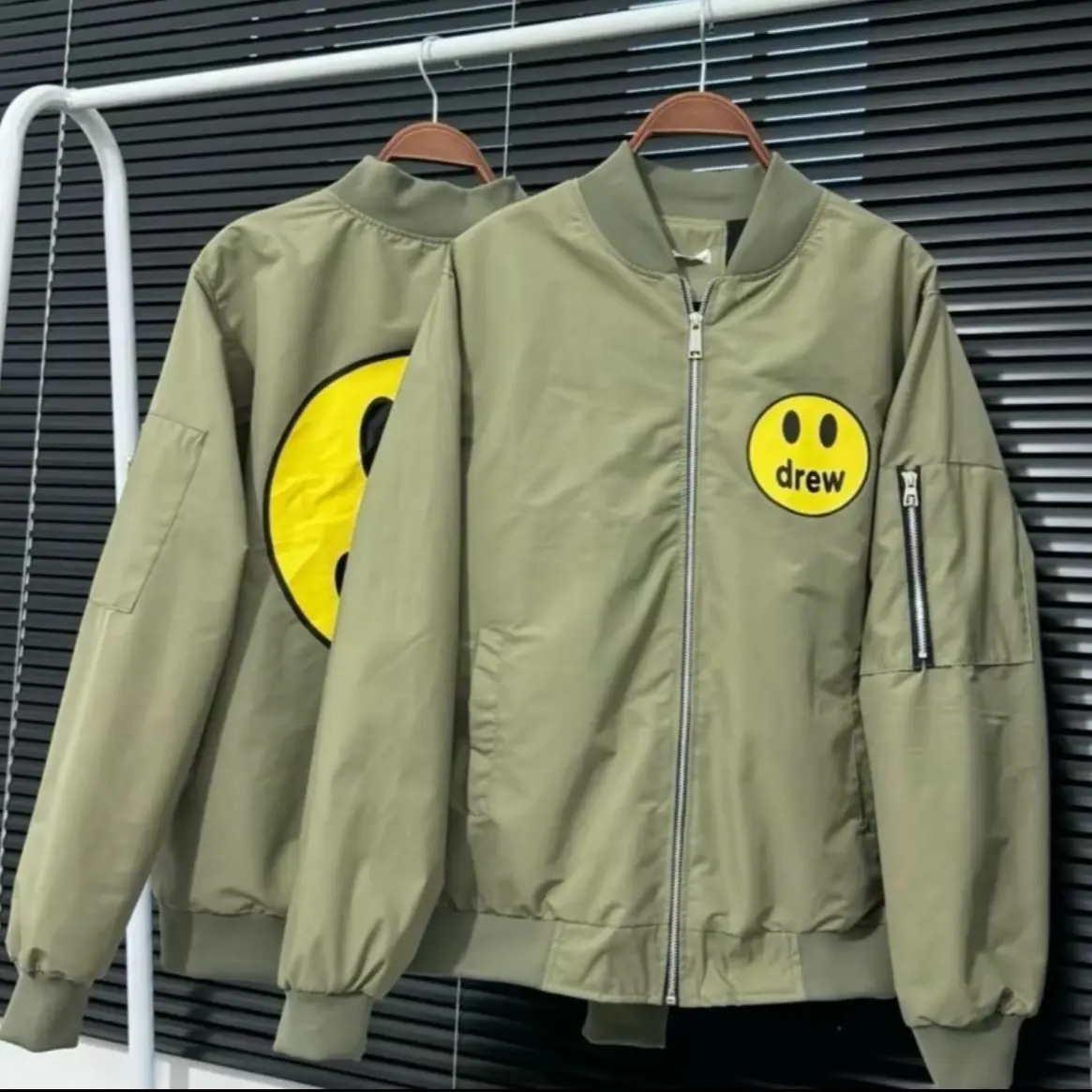 Áo khoác gió DREWW mặt cười phối khoá cánh tay chất gió 2 lớp thời trang Hottrend Nữ Jacket Women Top Menswear Có Túi ao  phít