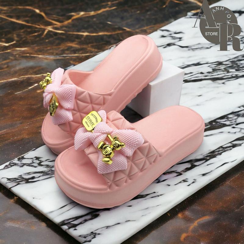 Dép nữ quai ngang đính nơ Gấu dễ thương đế đúc nguyên khối đi êm mềm chống trơn trược Form bé nâng 1 size 1