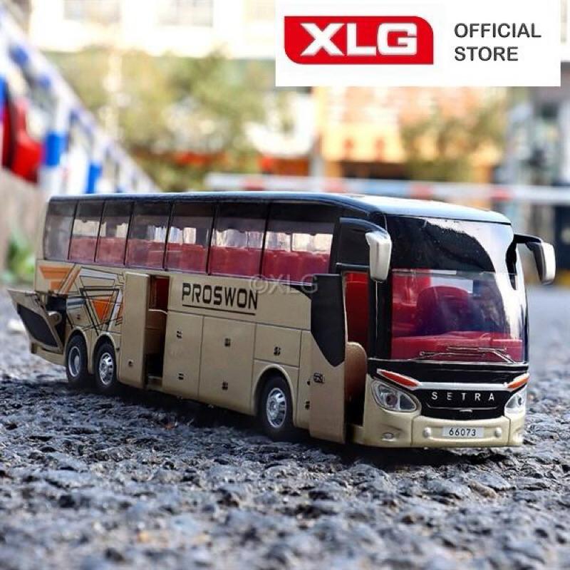Mô hình xe bus xe khách 1:32 có đèn âm thanh bằng hợp kím