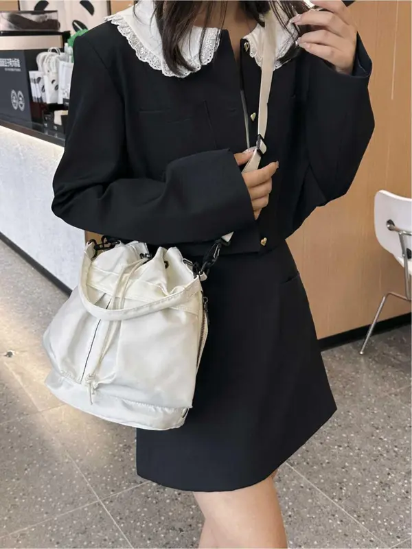 Women's Solid Color Nylon Bucket Bag, Fashionable Lightweight Crossbody Bag with Adjustable Strap, Casual Versatile Sports Bag for Daily Used 5