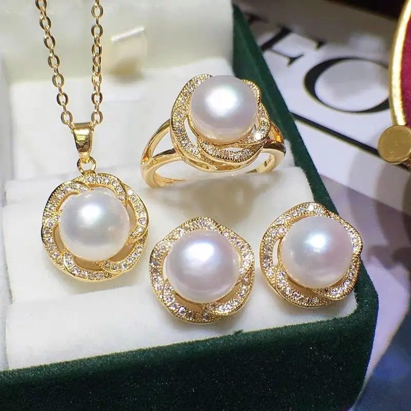 Bộ Vòng Cổ, Bông Tai, Nhẫn Ngọc Trai, Phong Cách Ins, Dành Cho Nữ, Bộ Ba Mảnh, Thời Trang Duyên Dáng, Thích Hợp Làm Quà Tặng Bạn Gái Và Mẹ