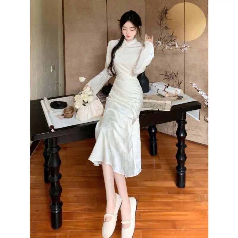 Thời trang nữ，Váy Phong Cách Trung Quốc Cổ Điển Thời Trang, Khóa Chân Đế Cổ Áo, Bộ Sưu Tập Mùa Thu 2024, Sườn Xám Cải Tiến Eo, Thanh Lịch, Váy Dài, Dành Cho Nữ 4