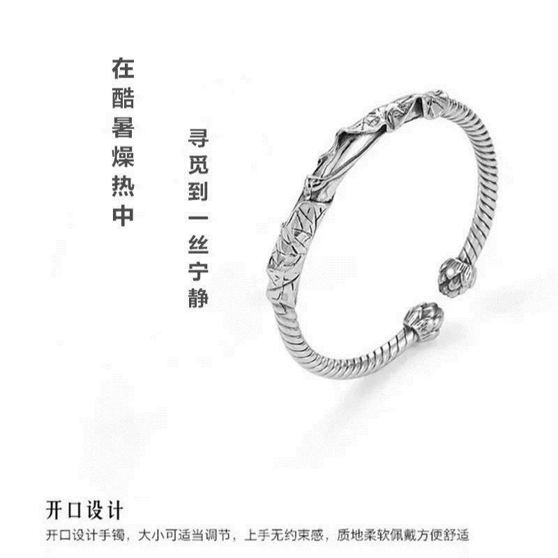 Product Introduction of Vòng tay Màu bạc hợp tác màu trắng Lotus dành cho nam giới, thời trang retro, chạm khắc bằng tay, trái tim, kinh, đồ trang sức mở 3