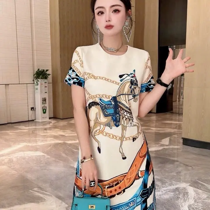 MẪU VÁY HÓT NHẤT 2025 LÀ ĐÂY