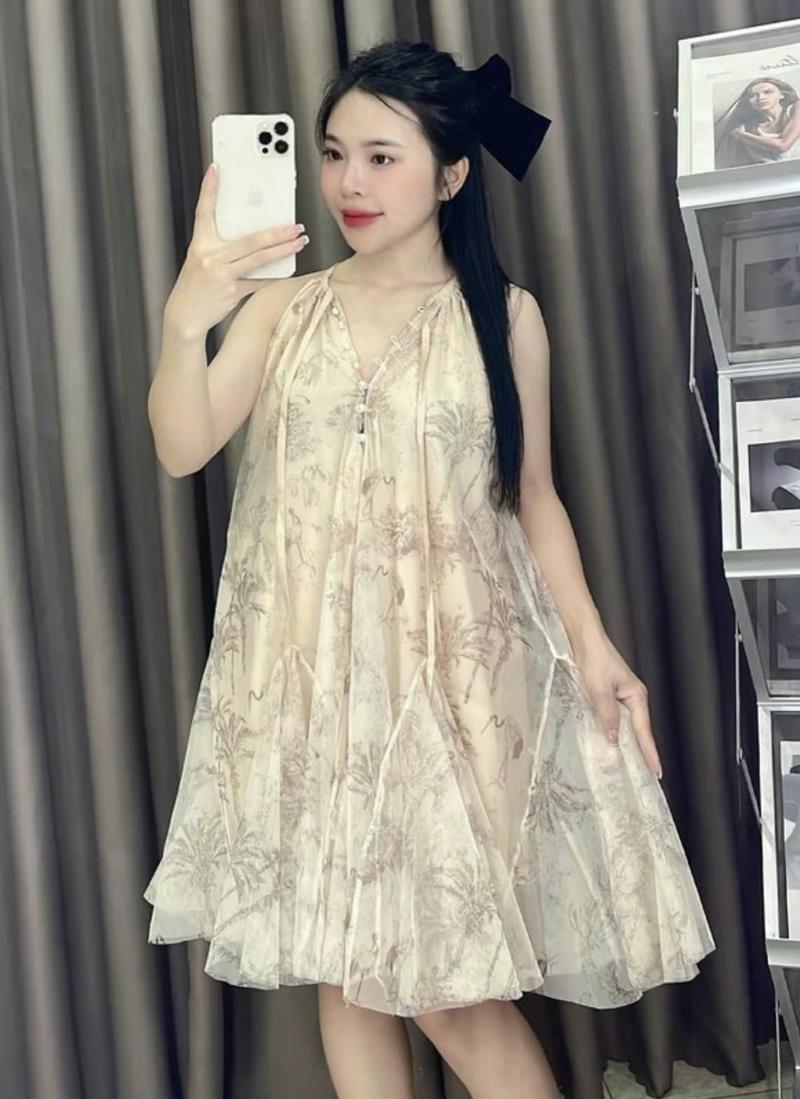 Product Introduction of Váy thiết kế Bycenci in họa tiết chất liệu vải voan, cúc ngọc, cổ yến dây rút điều chỉnh thoải mái - Women Dress 6