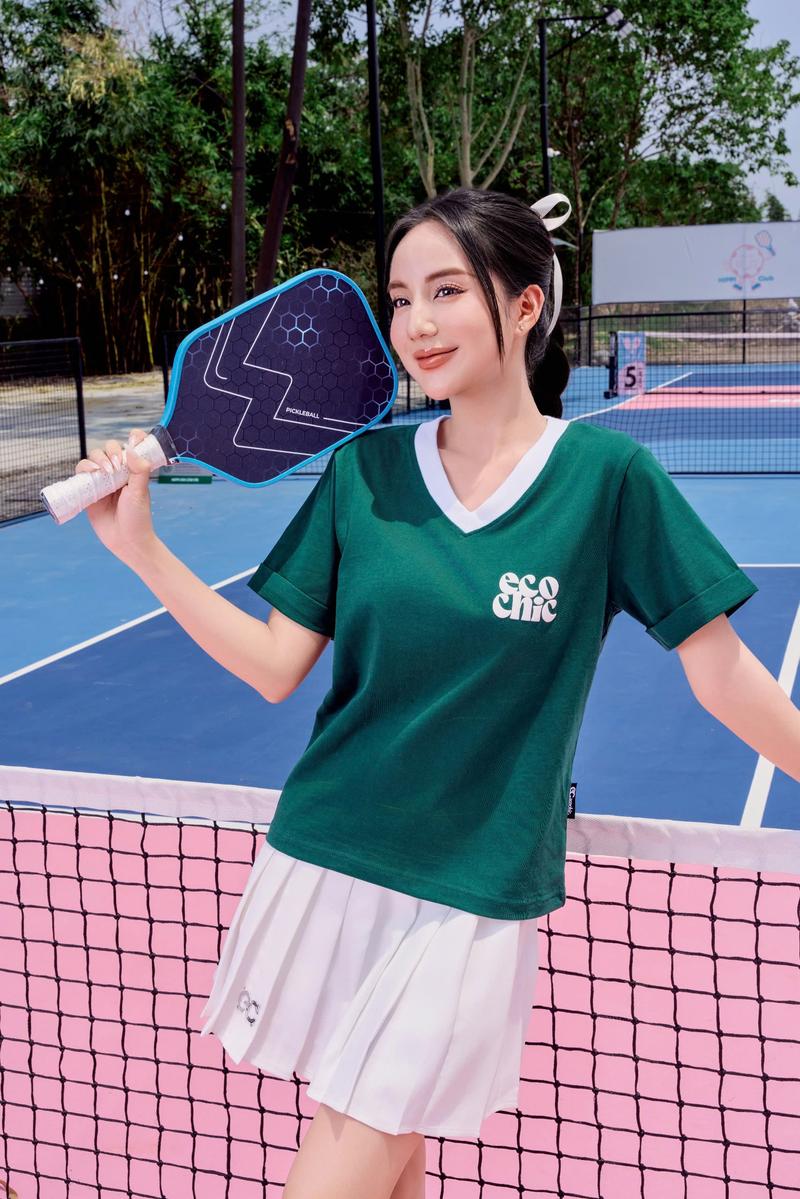 Product Introduction of Áo Baby Tee Cổ Tim Viền Màu ECOCHIC ENGINE BABYTEE B061 Local Brand Chính Hãng Unisex Form Ôm Premium Cotton 7