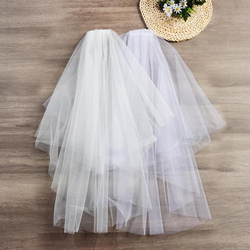 Product Introduction of Wedding Accessories Short Simple Two Layer Photo Veil With Comb Bridal Veil Wedding Veil Women's Tulle 14