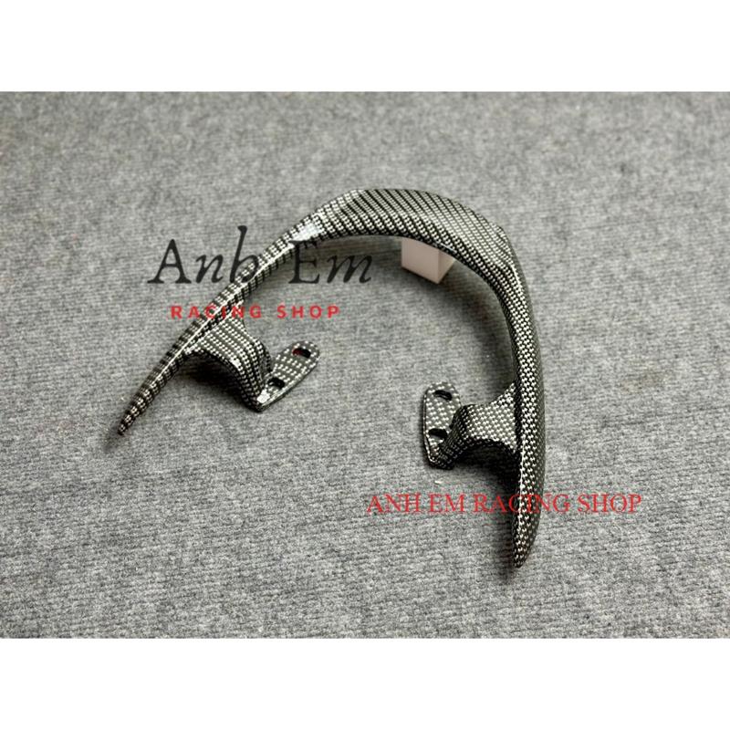 Cảng sau xe Sirius kiểu MiO CHẤT LIỆU NHÔM SƠN CACBON