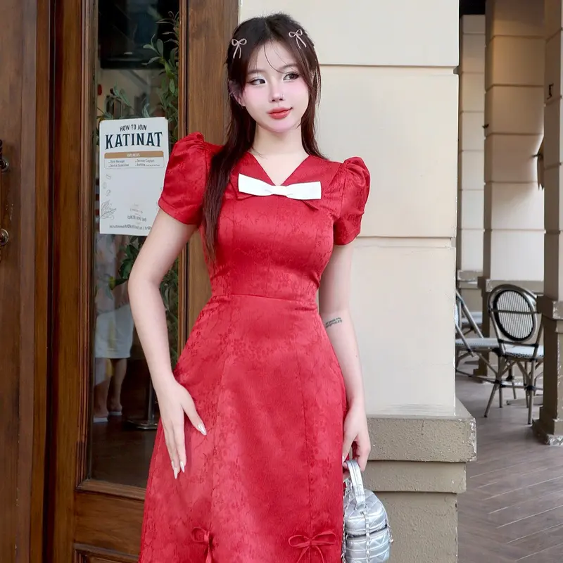Đầm đỏ dự tiệc sang trọng cổ v chữ a tay phồng đẹp thanh lịch thiết kế cao cấp đi tiệc đi chơi Lux W Fashion 2